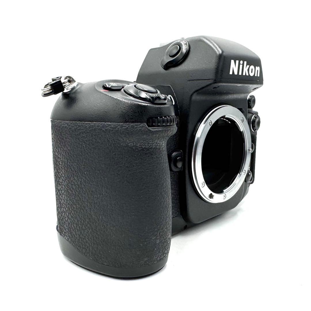 美品 ニコン Nikon F100 フィルム 一眼レフ ボディ F5ジュニア