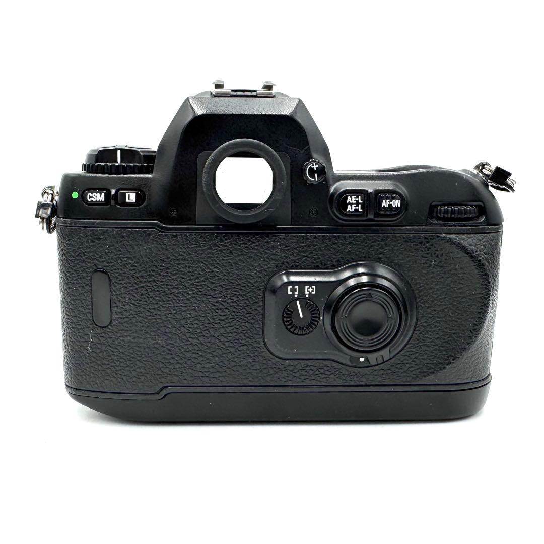 美品 ニコン Nikon F100 フィルム 一眼レフ ボディ F5ジュニア