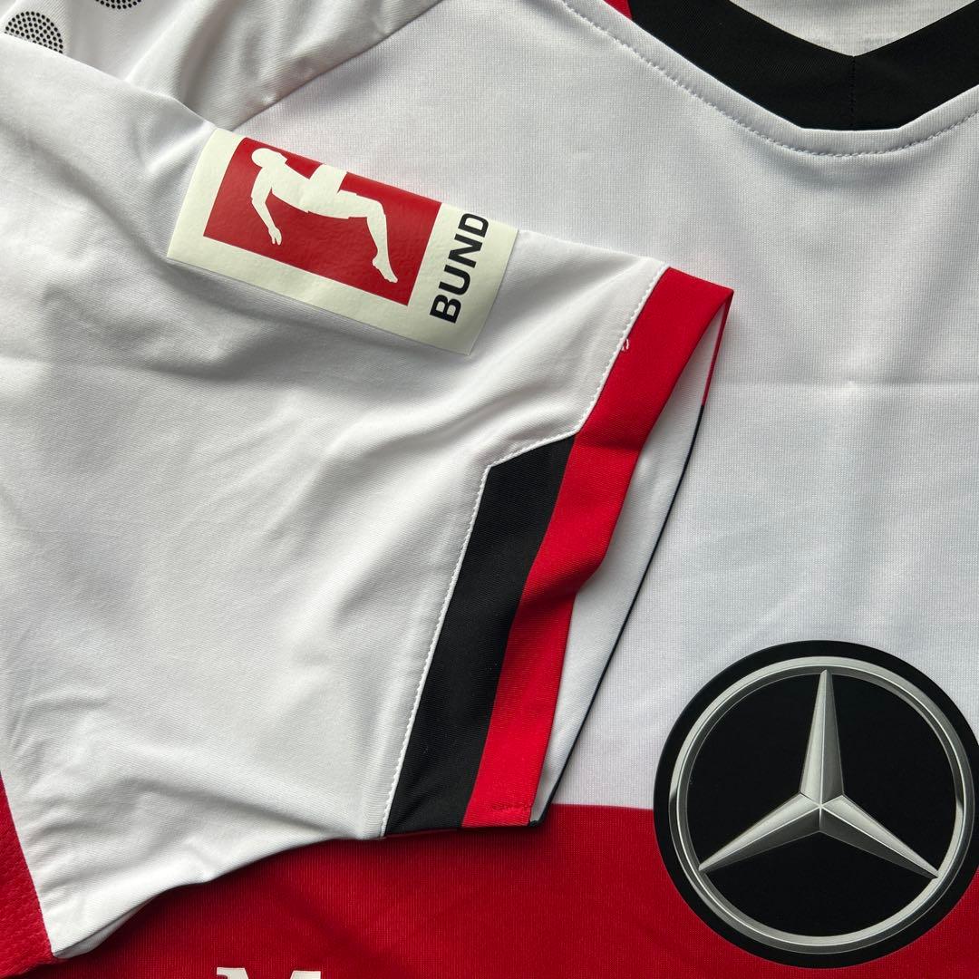 遠藤航サイン入りユニフォーム　シュトゥットガルト