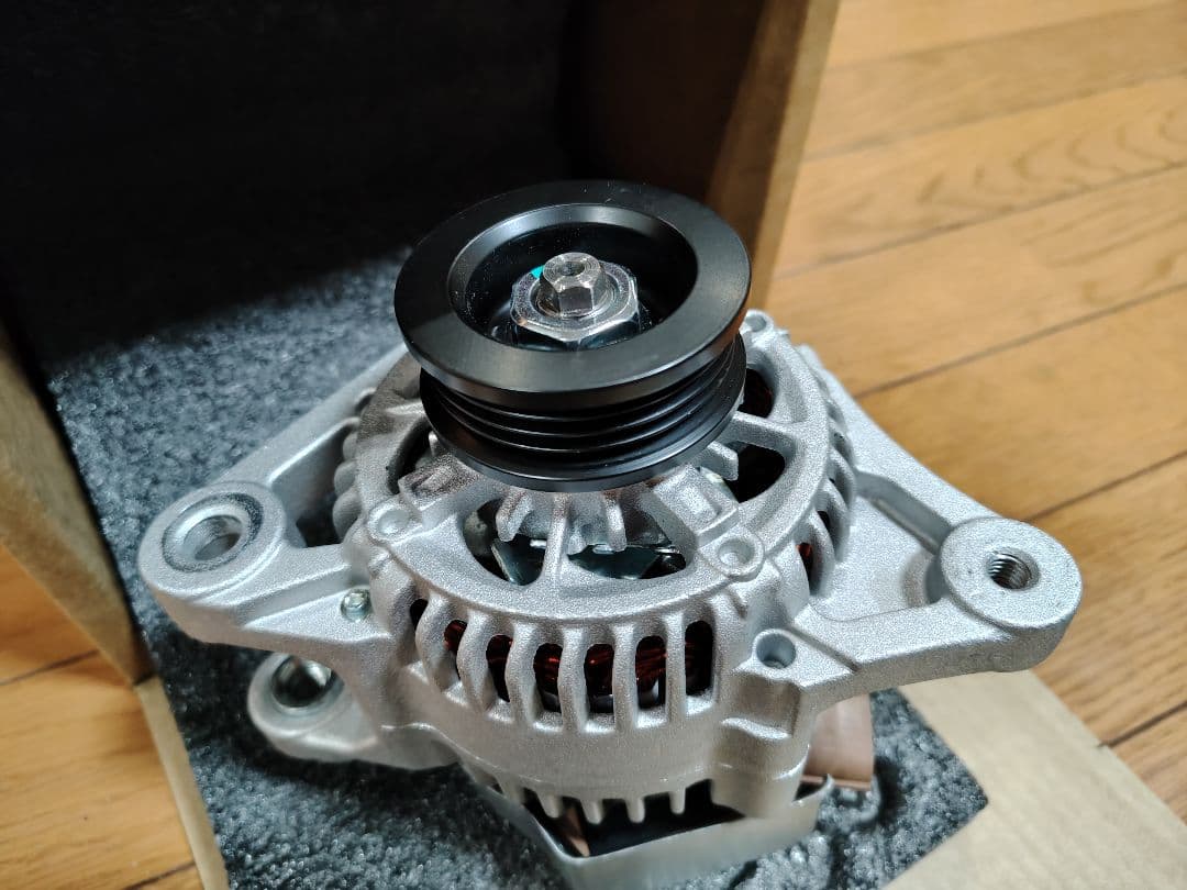 新品　オルタネーター　ダイハツ