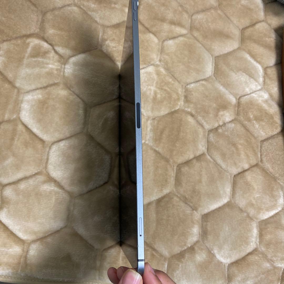 Apple iPad Pro （第三世代）12.9スペースグレー64GB