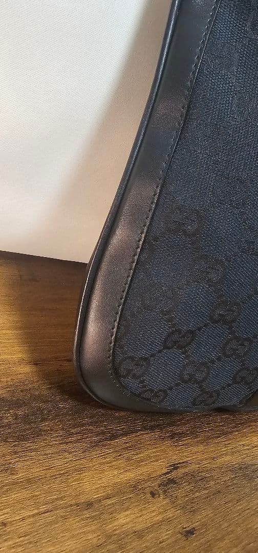 美品✨GUCCI グッチ ショルダーバッグ 黒 GGキャンバス ジャッキーレザー