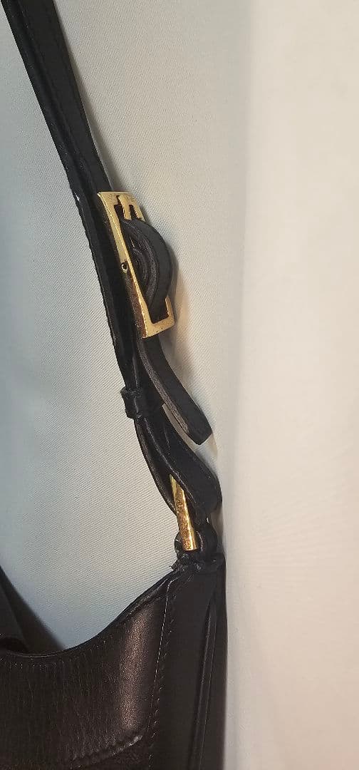 美品✨GUCCI グッチ ショルダーバッグ 黒 GGキャンバス ジャッキーレザー