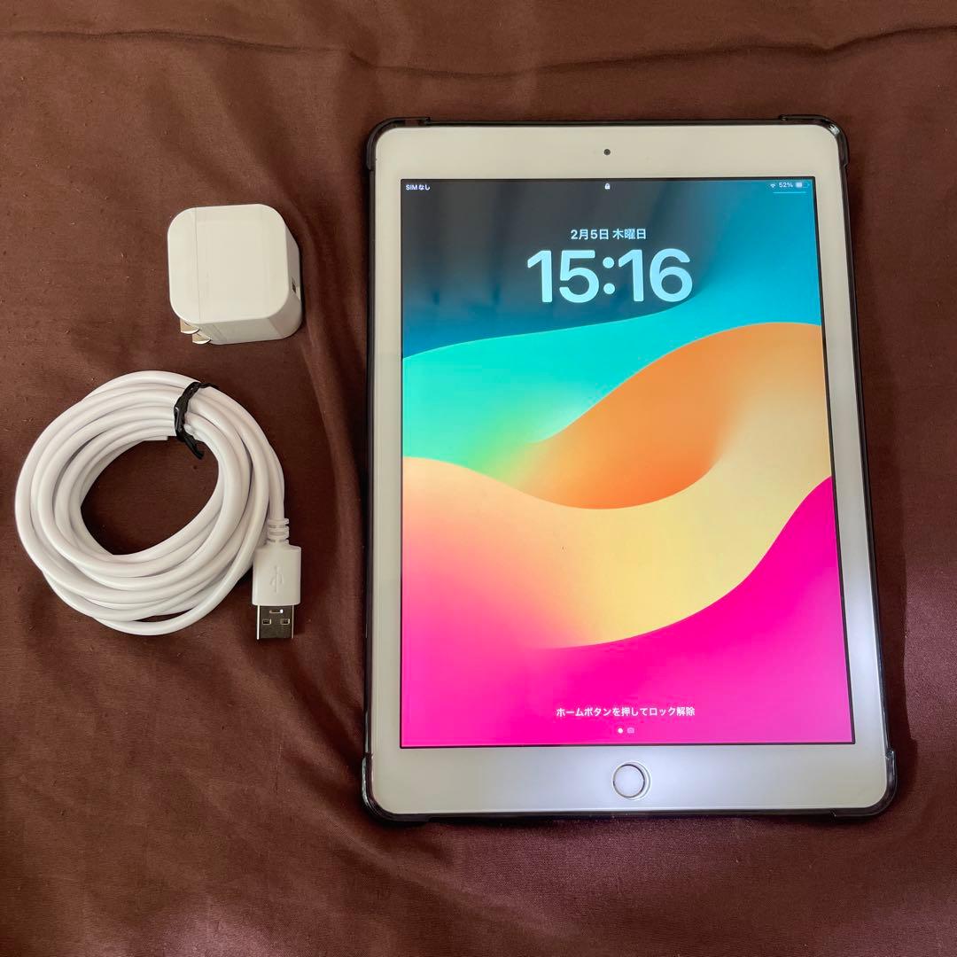 iPad 第6世代 32GB 本体 充電器・USBケーブル付き