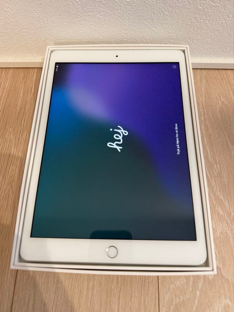 アップルiPad (第7世代)シルバー128GBWi-Fi