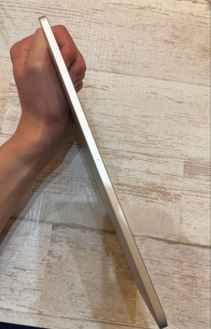 【美品】 iPad Pro 11インチ 第2世代 128GB シルバー