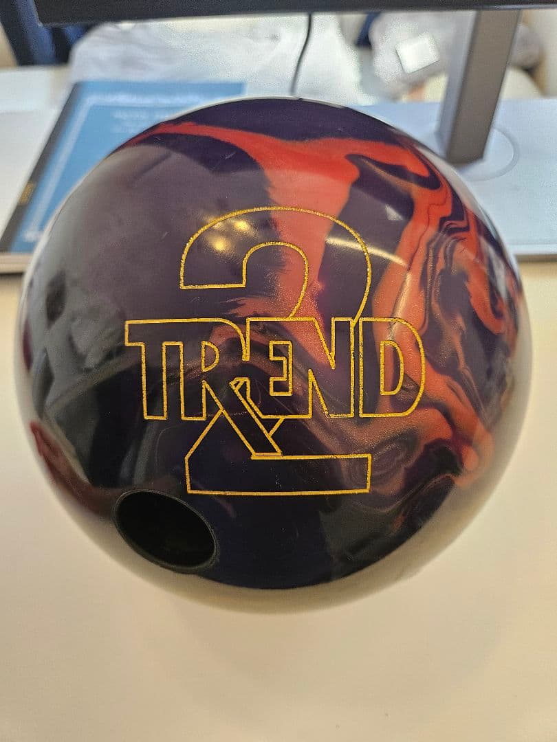 Trend 2 15Pボウリングボール