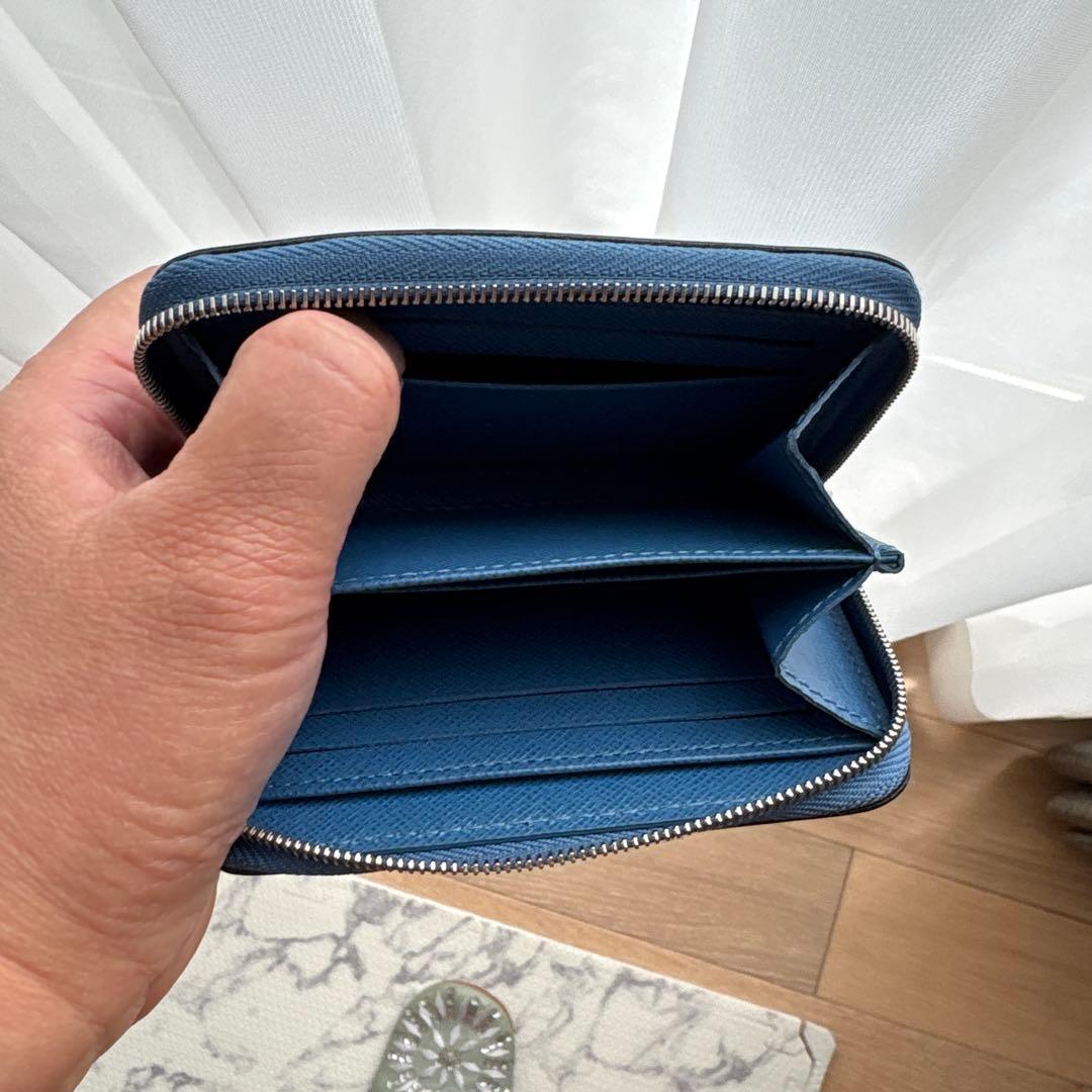 ルイヴィトン エピ ジッピーパース 小銭入れ 財布 ブルー