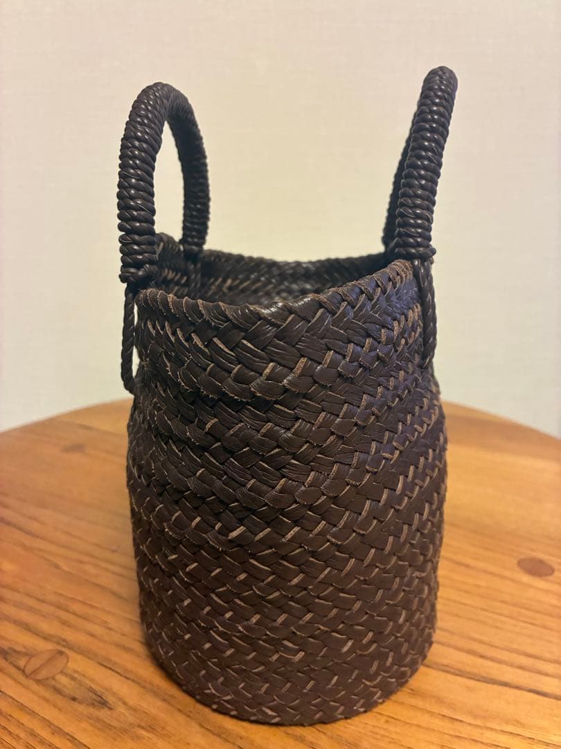 Aeta フルレザーカゴバック