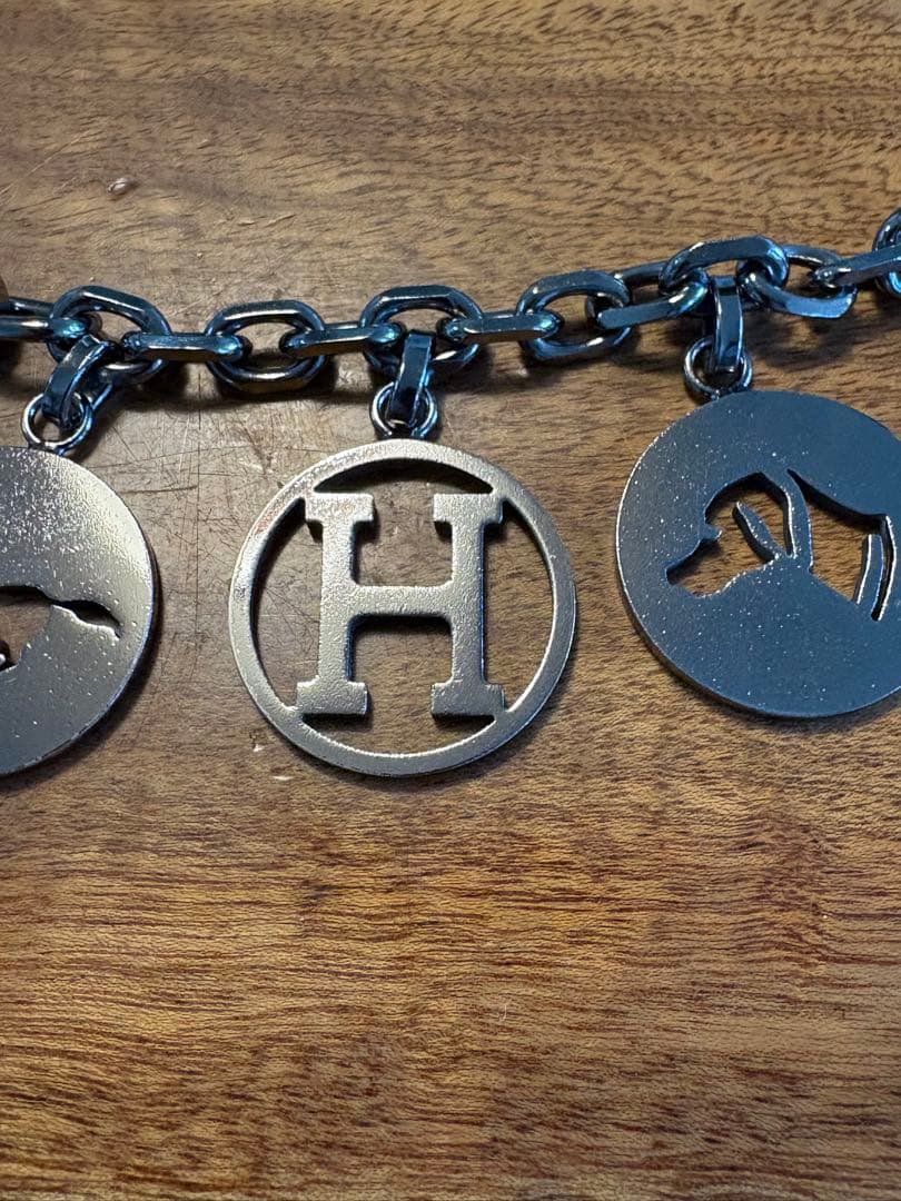 エルメス HERMES チャーム アミュレット4 ブルロック