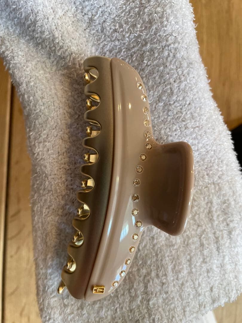 アレクサンドルドゥパリ クリップ　ICCL-12832-03 Lサイズ ベージュ