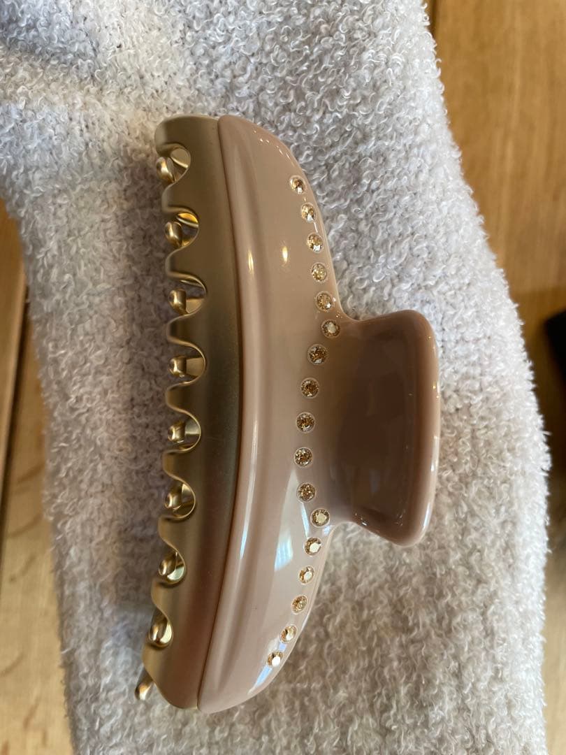 アレクサンドルドゥパリ クリップ　ICCL-12832-03 Lサイズ ベージュ