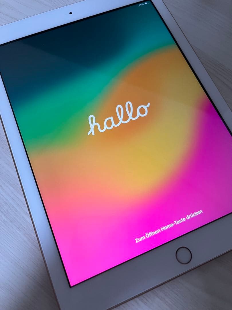 【美品】Apple iPad 第6世代　32GB WiFi ゴールド