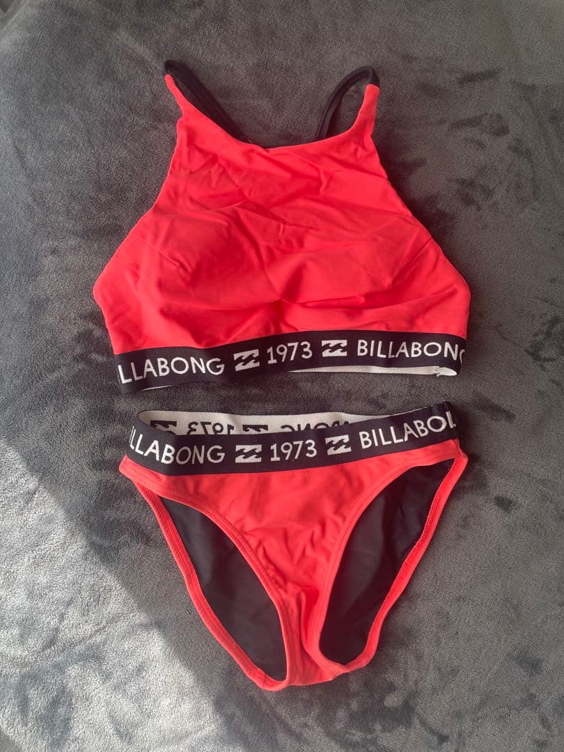 着画ありBILLABONG ビラボン セパレート水着 ビキニ　ショッキングピンク