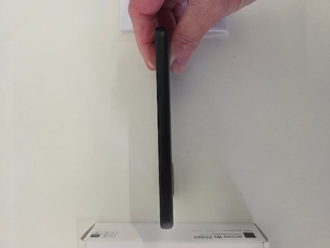 arrows We FCG01 ブラック 未使用