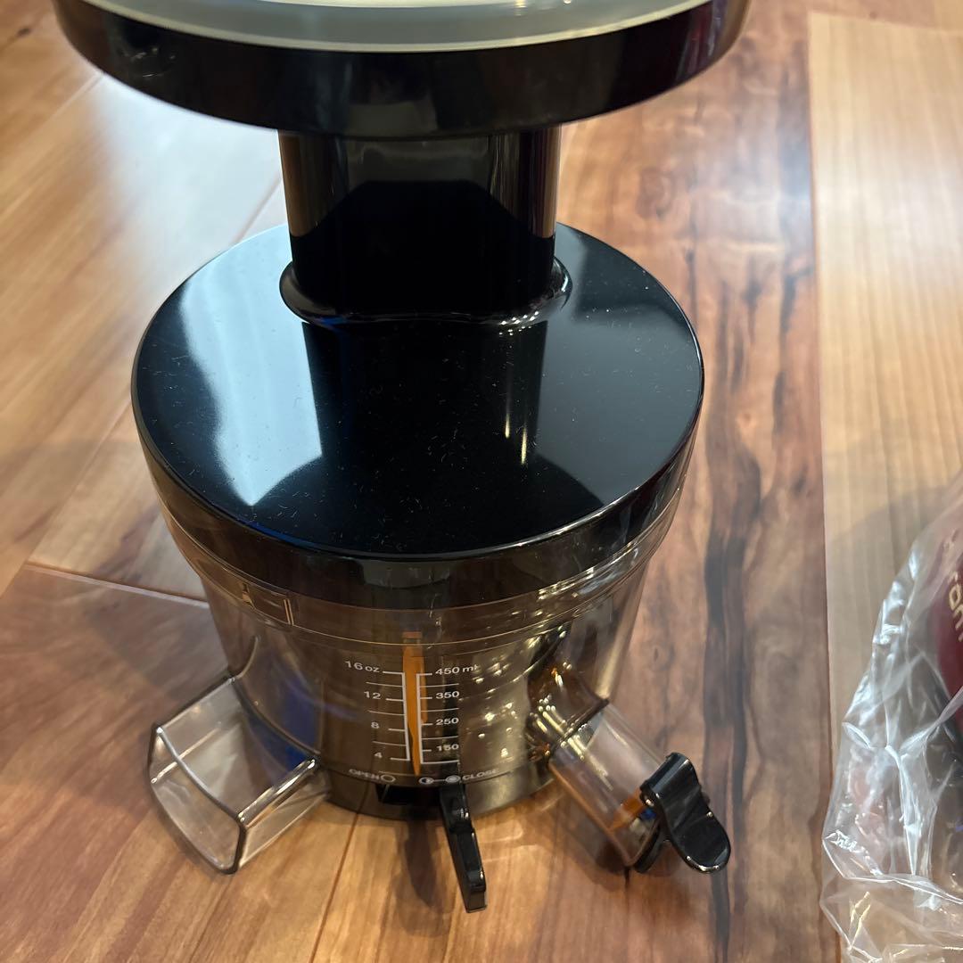 HUROM H2H-RBA11 ジューサー　新品　フェラーリレッド