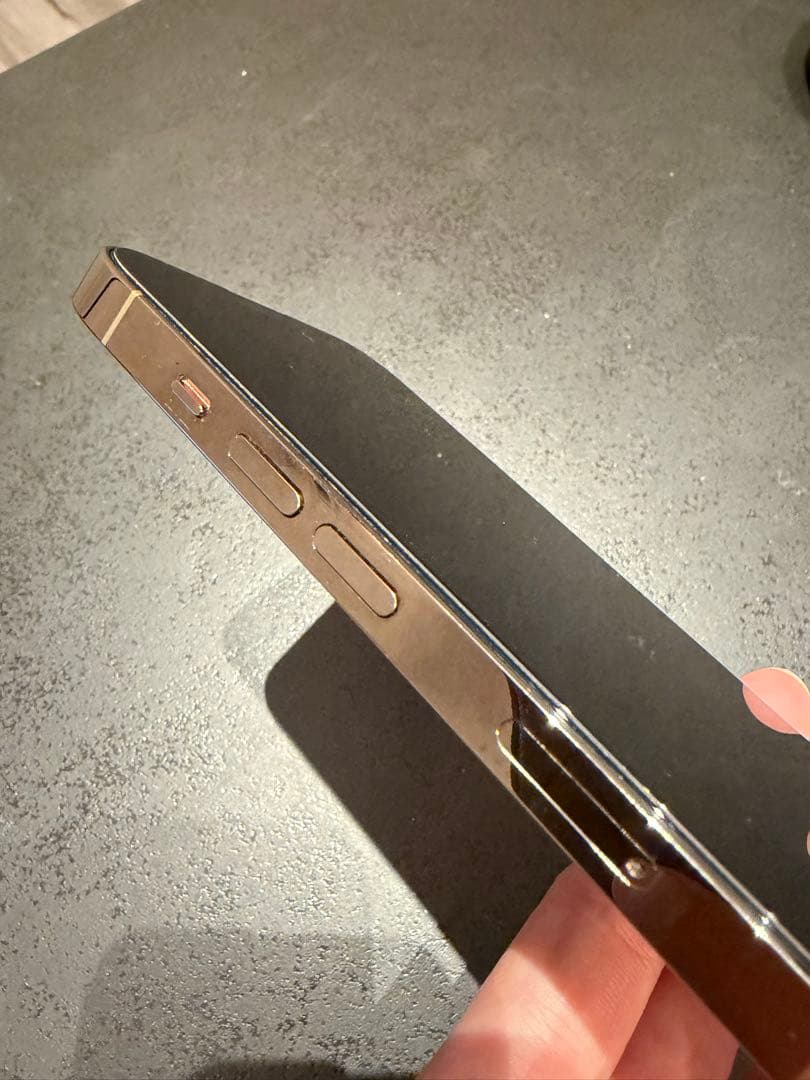 iPhone 14 Pro ジャンク品 水没電源入らず 初期化済 付属品未使用