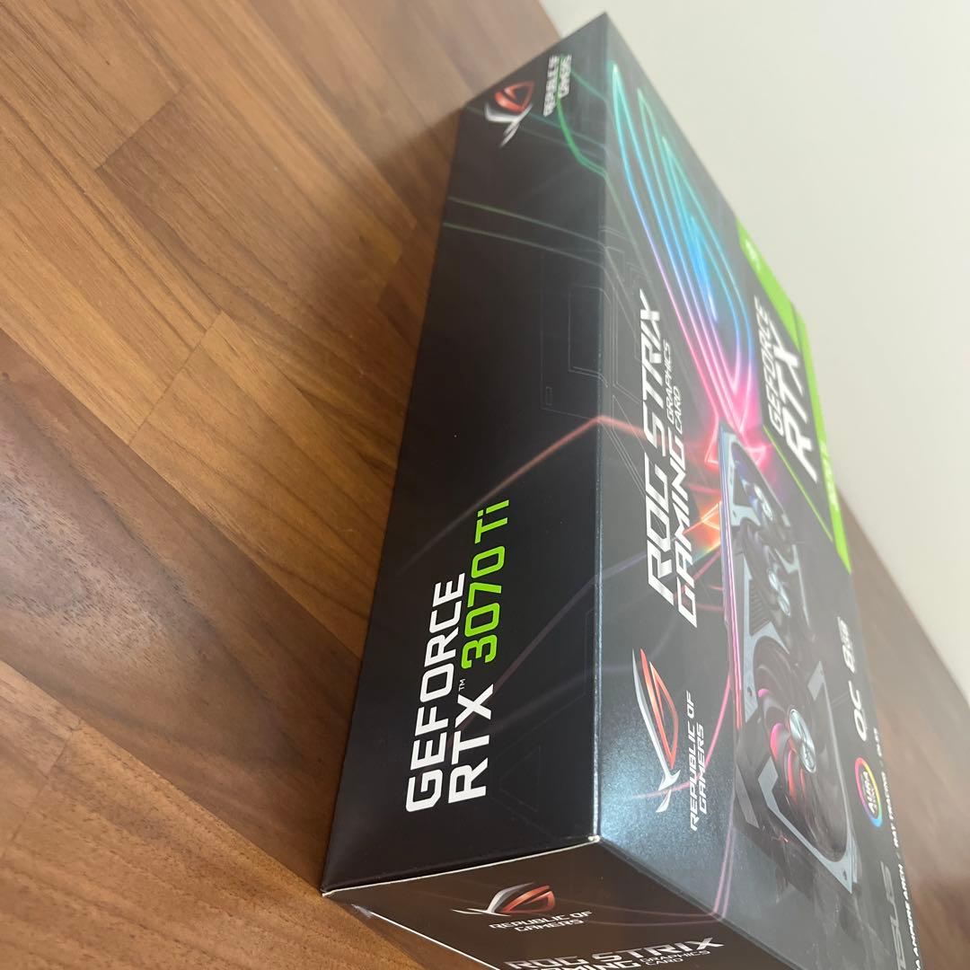 グラフィックボード・グラボ・ビデオカード ASUS ROG Strix NVIDIA GeForce RTX 3070Ti