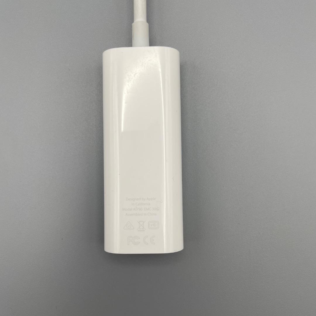 Apple Thunderbolt3-Thunderbolt2アダプタA1790