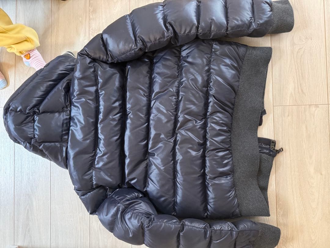 美品！モンクレールのダウンジャケット　MONCLER