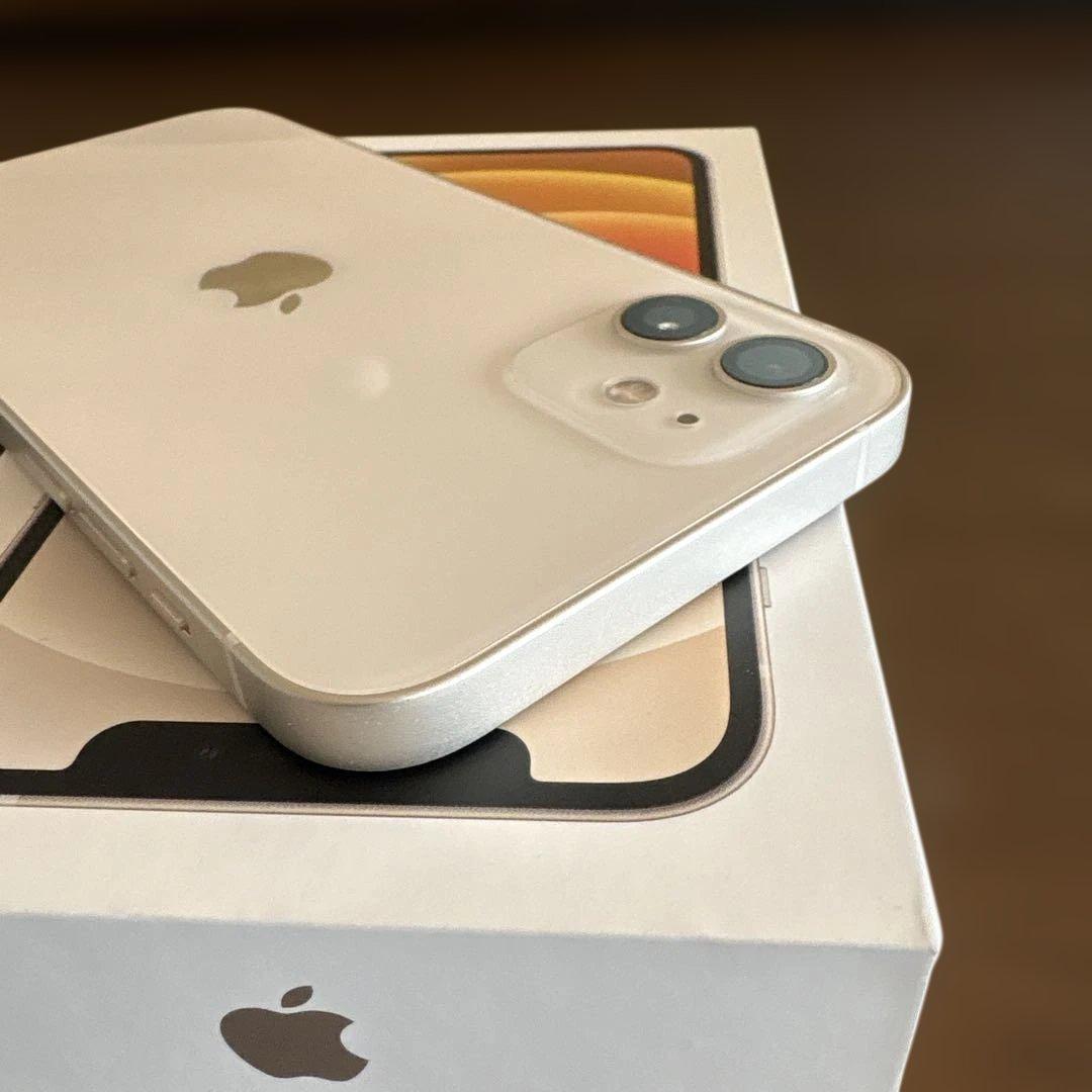 iPhone12 ホワイト64GB