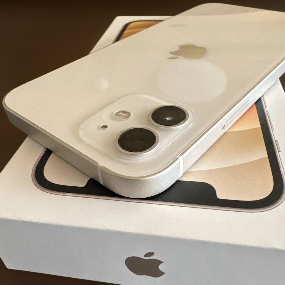 iPhone12 ホワイト64GB