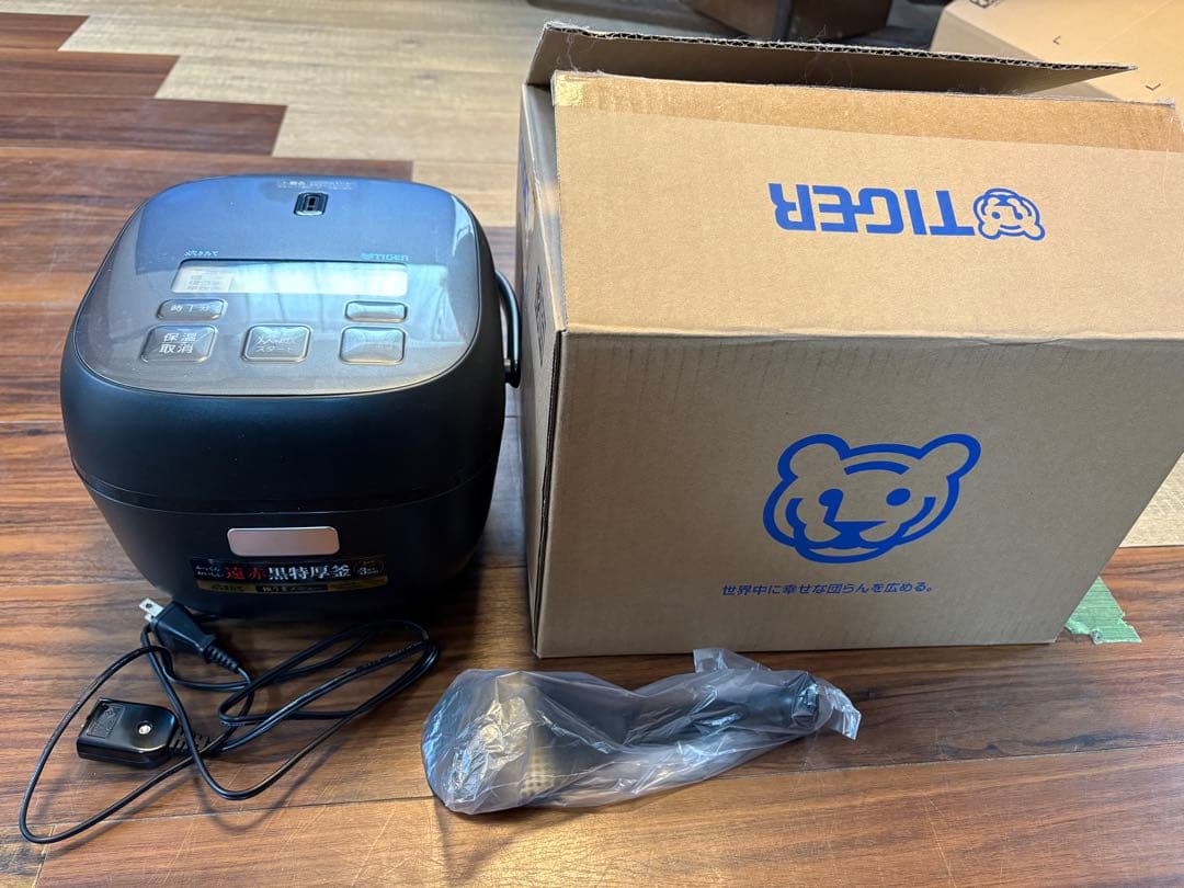 タイガー魔法瓶(TIGER) 炊飯器 3合 一人暮らし