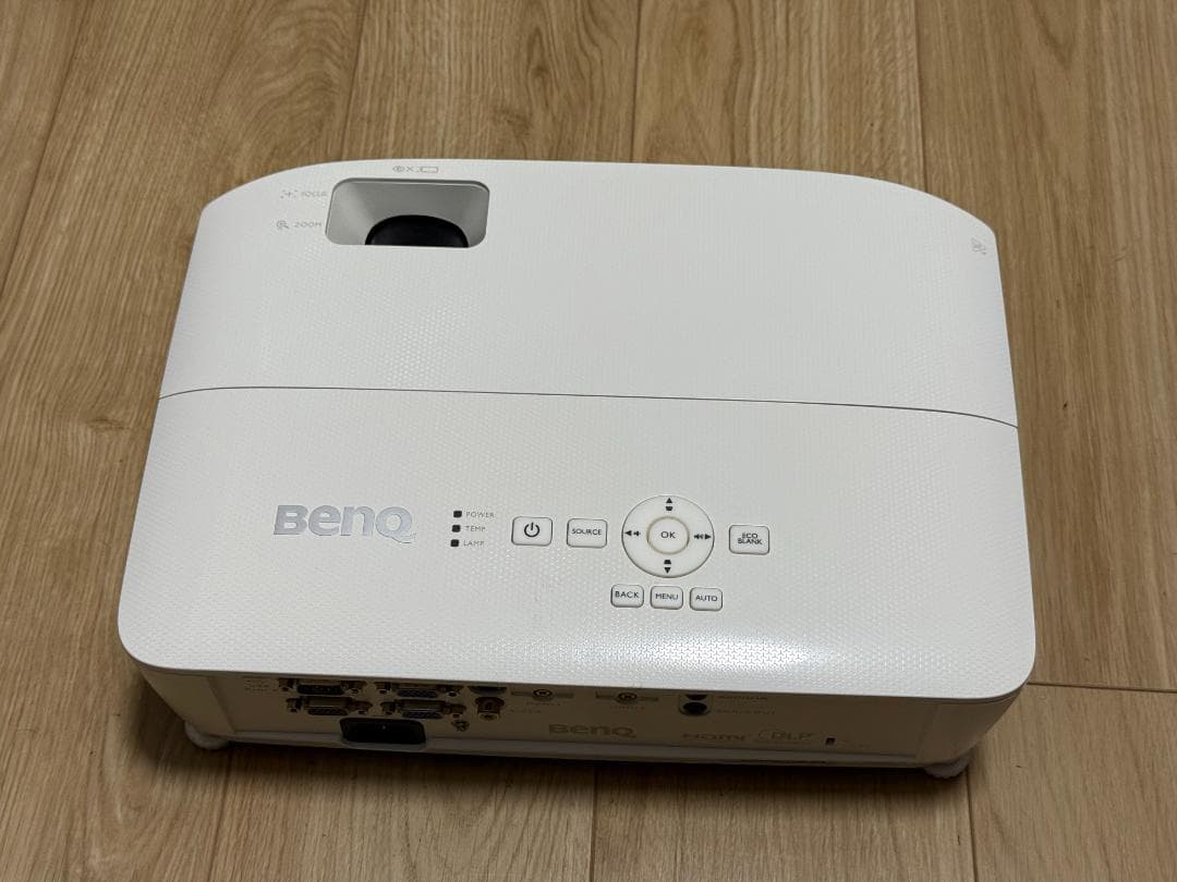 BenQ MH534 プロジェクター 本体＋リモコン