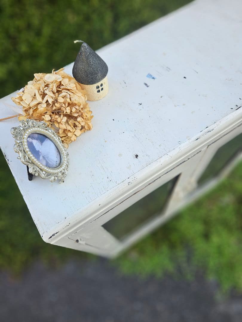 むーちゃん　キャビネット　飾り棚　収納　シャビー　ブロカント