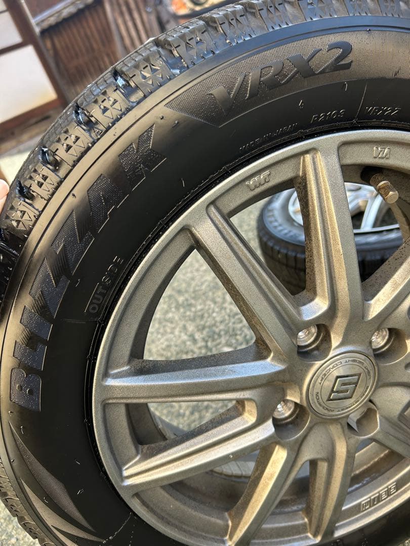 【専用】【２本のみ】スタッドレス　ダンロップ 14インチ