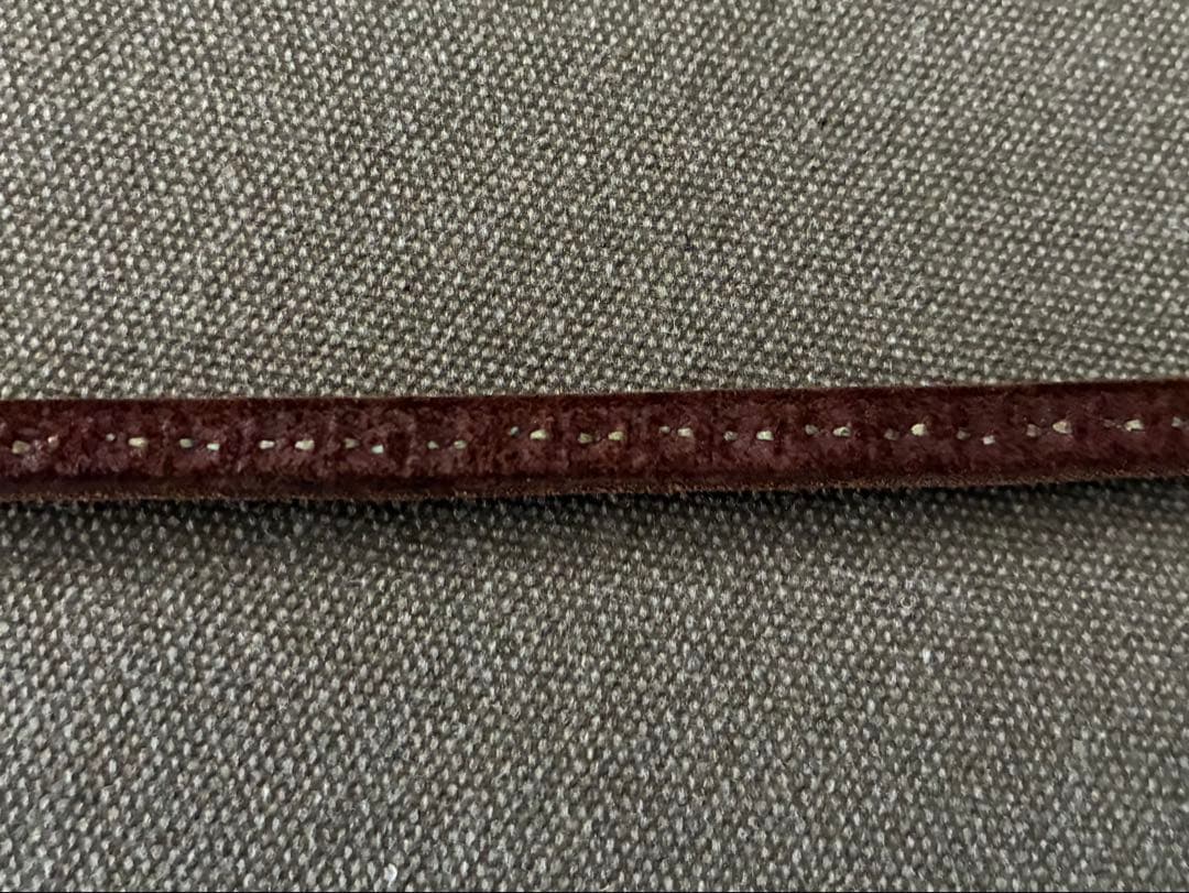 【HTC】スタッズ レザーウォレットコード ダークブラウン