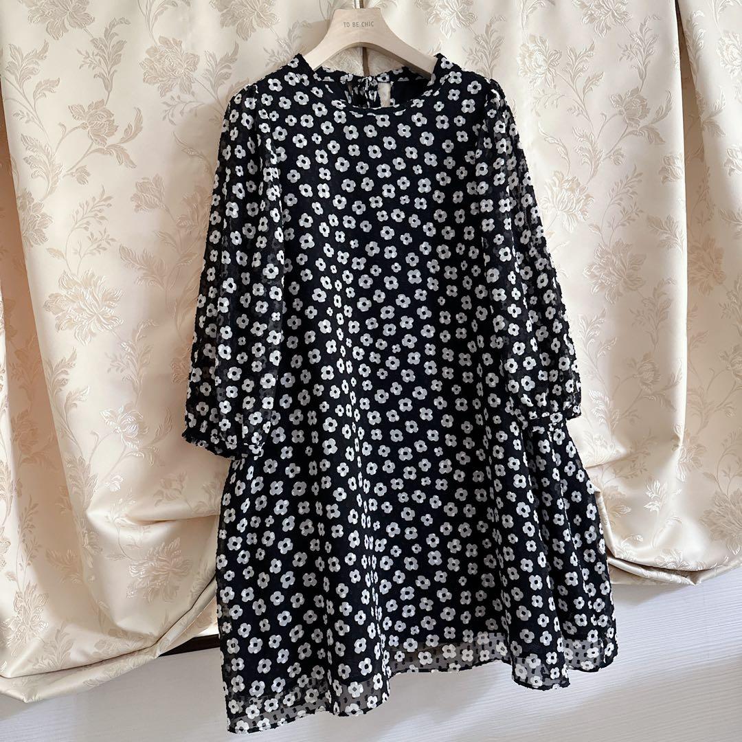 美品 大きいサイズ ローズティアラ 花柄 フレアチュニック