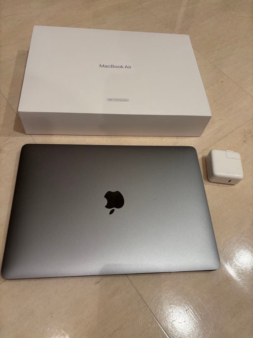 su MacBook Air M1 2020 覗き見防止フィルター付