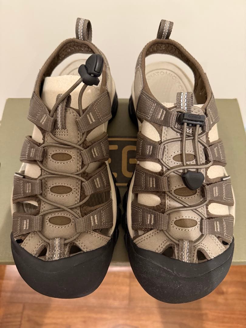 値下げ　キーン　サンダル26