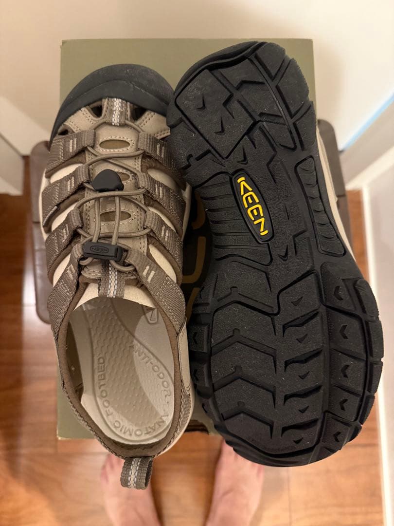 値下げ　キーン　サンダル26