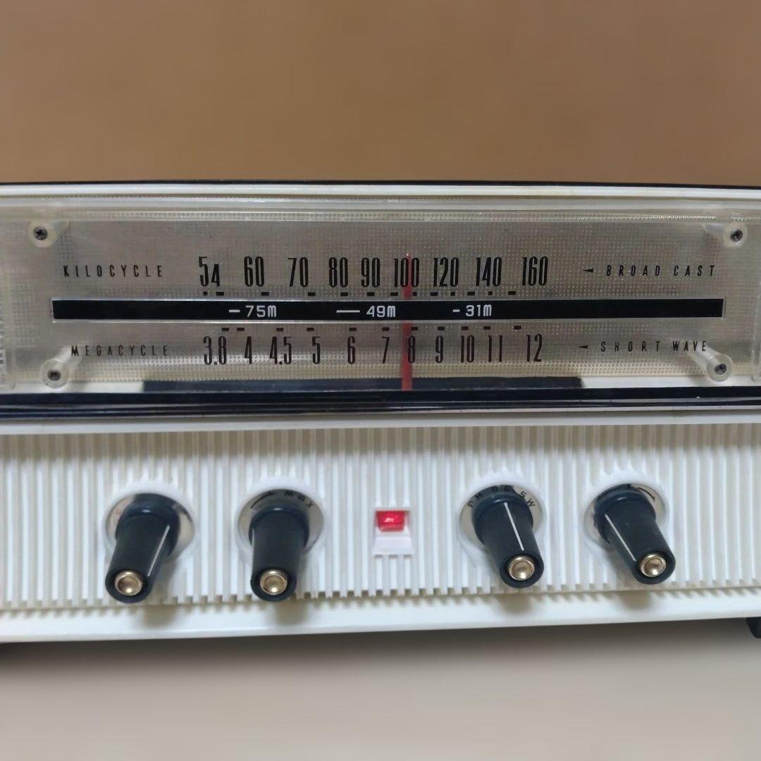 DELUXE SANYO サンヨーSF-49真空管ラジオ2スピーカー5球スーパー