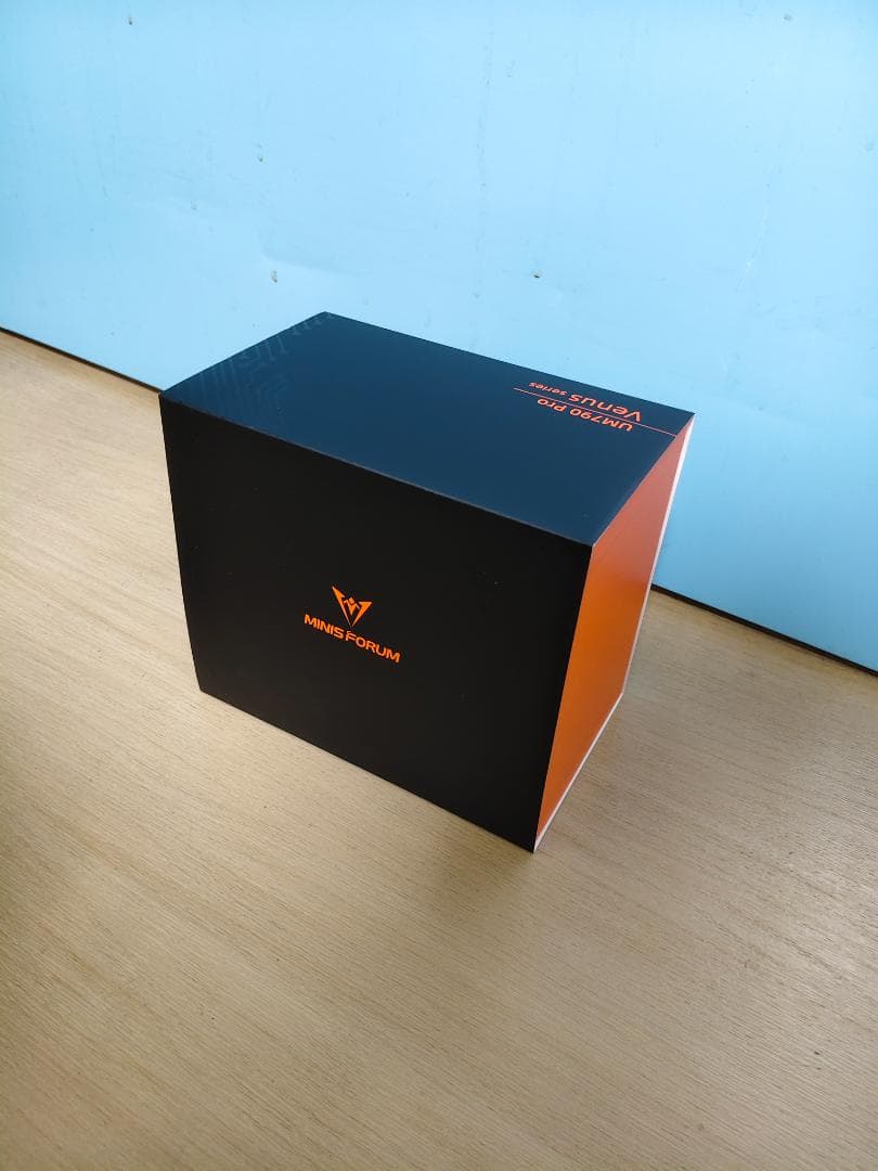 MINIS FORUM UM790Pro ミニPC 1TB 32GB USB4