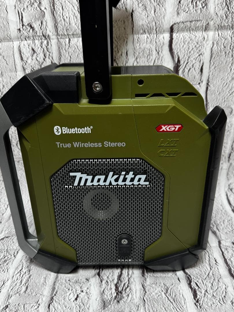 マキタ充電式ラジオ MR005G　オリーブ　ｗ14625-1111-⑤