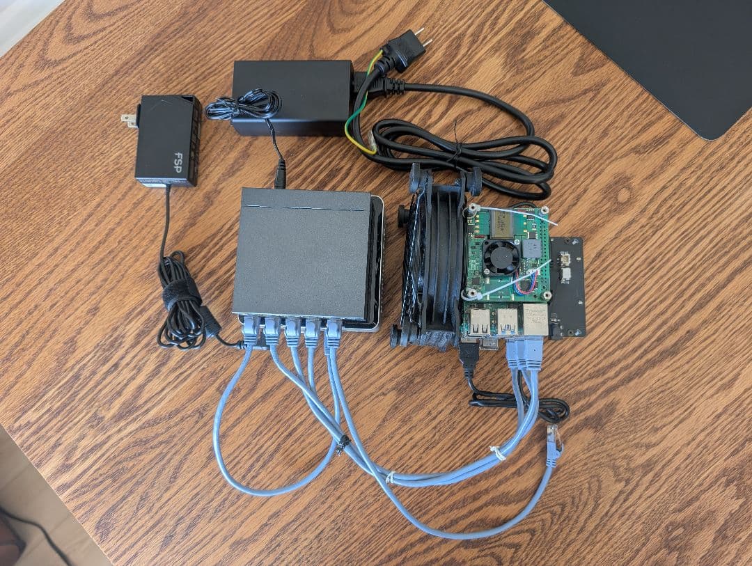 Raspberry Pi 4B 8GB(3台) & Intel NUC(1台)