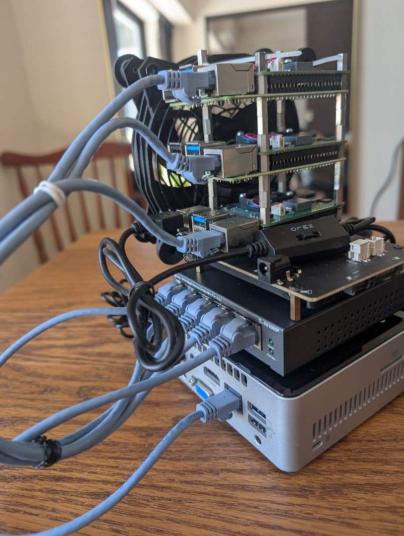 Raspberry Pi 4B 8GB(3台) & Intel NUC(1台)