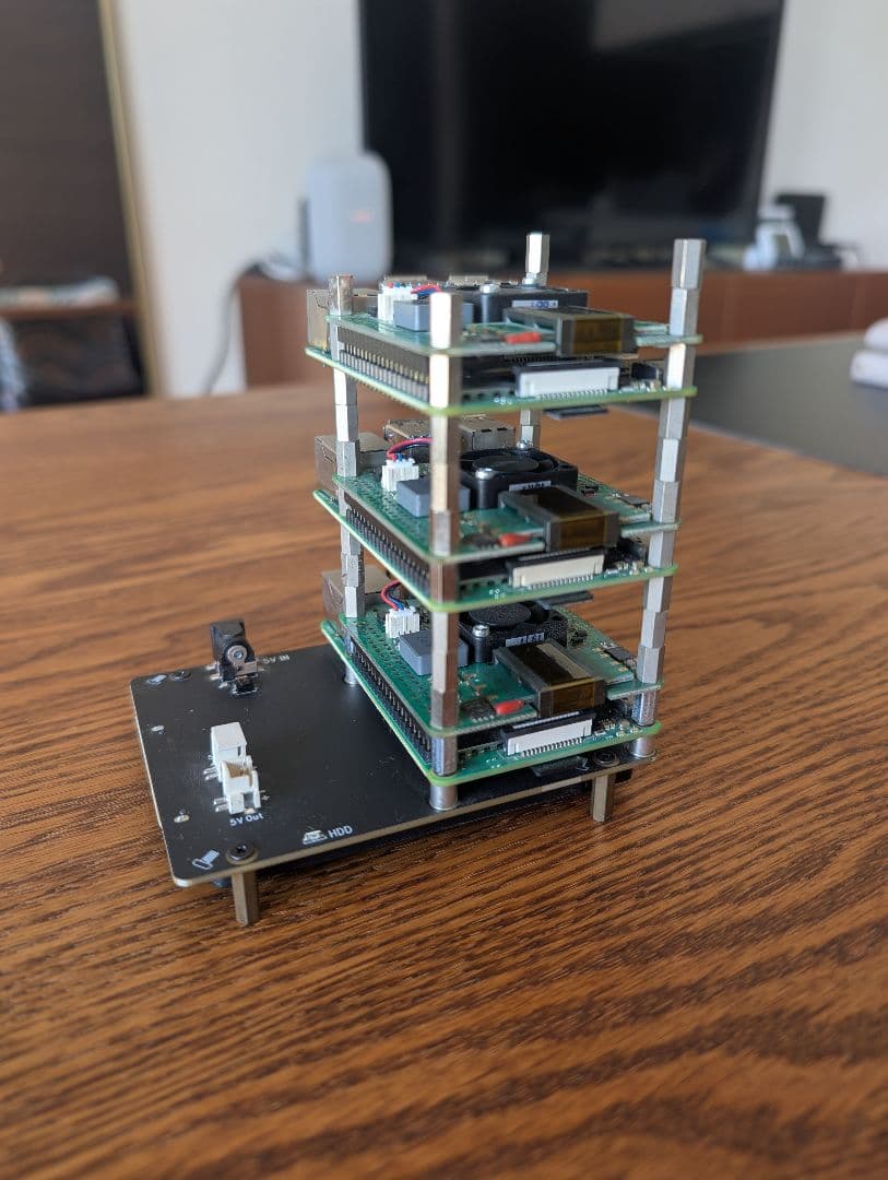 Raspberry Pi 4B 8GB(3台) & Intel NUC(1台)