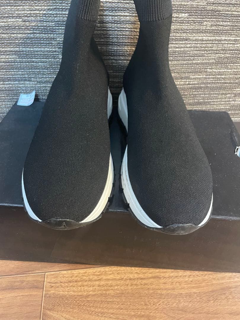 プラダ ソックスブーツ