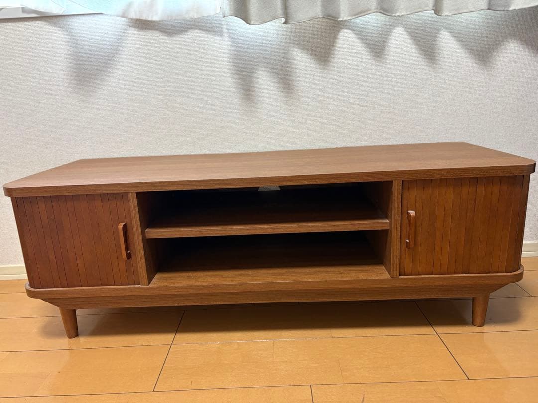 白井産業　テレビ台