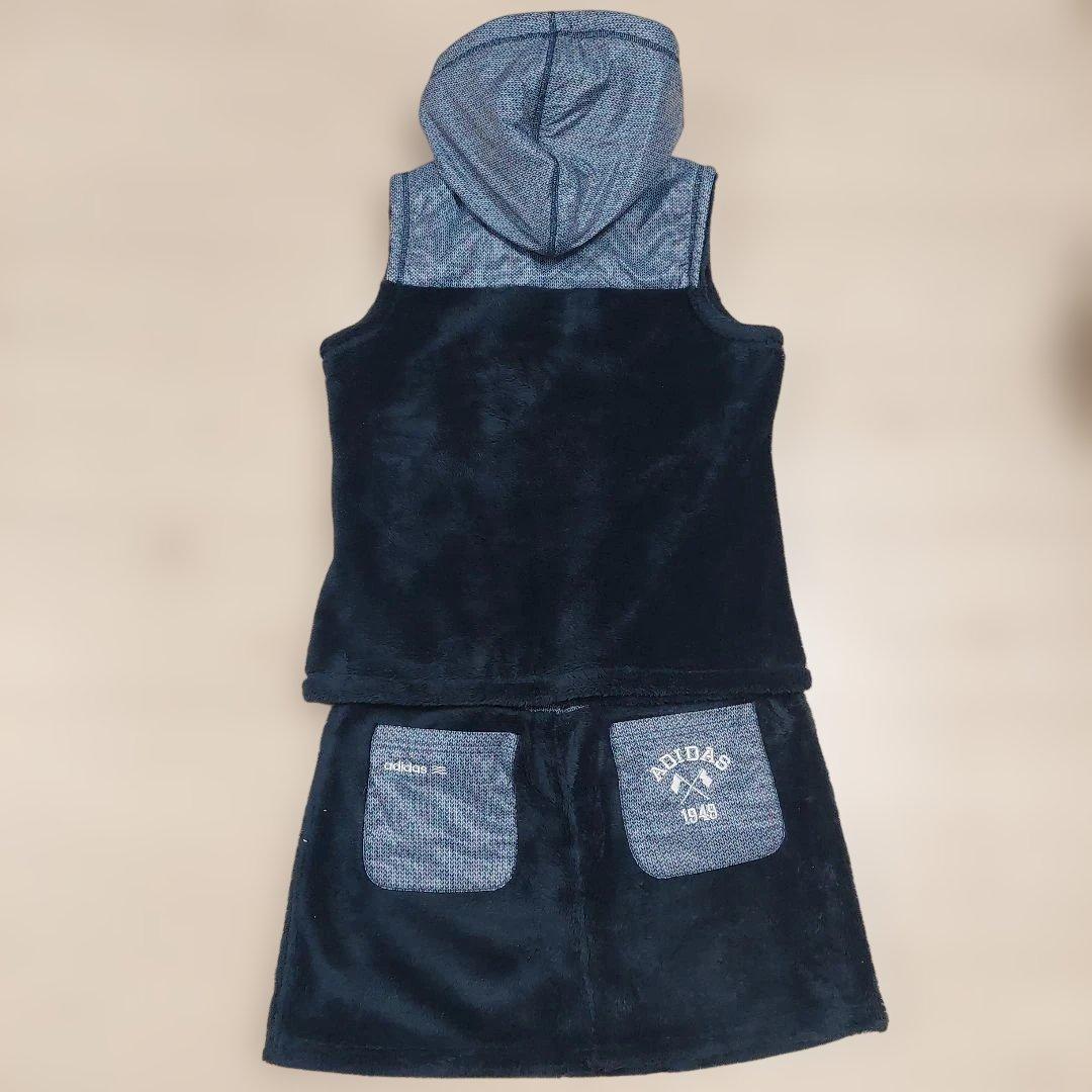 adidas フード付きベストスカートセットアップ　M　Ｌ　ゴルフウエア秋冬