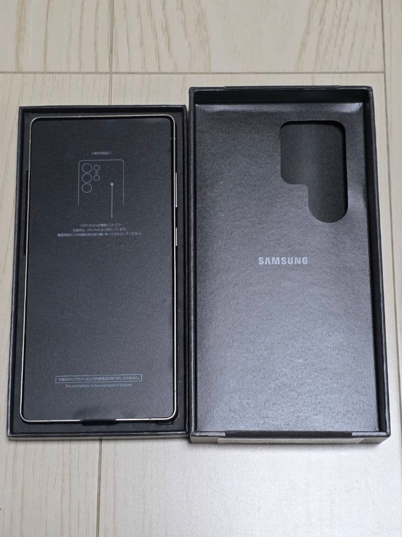 Galaxy S25 Ultra docomo 256GB ブラック 極美品‼️