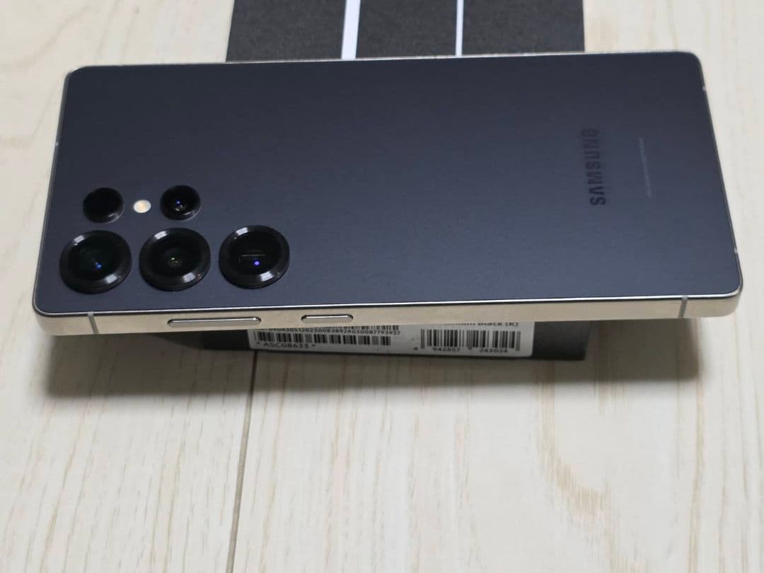 Galaxy S25 Ultra docomo 256GB ブラック 極美品‼️