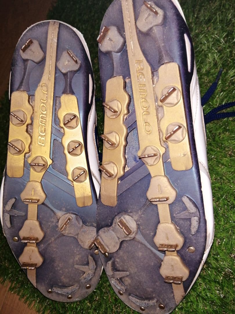 ビモロ野球　ホワイト/ネイビー 金属スパイク