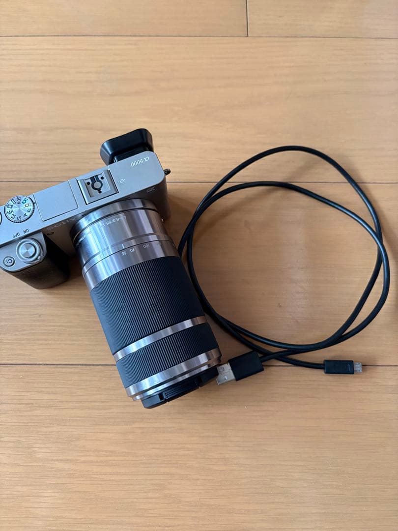 【美品】SONY α6000 ボディ&望遠レンズ E 55-210mm