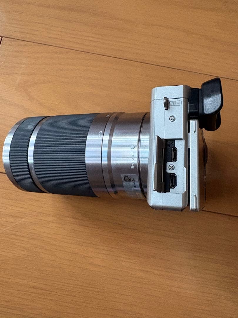 【美品】SONY α6000 ボディ&望遠レンズ E 55-210mm