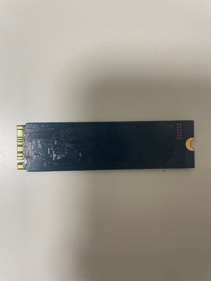 ほぼ未使用 1TB Kingston NV3 4.0 NVMe M.2 SSD